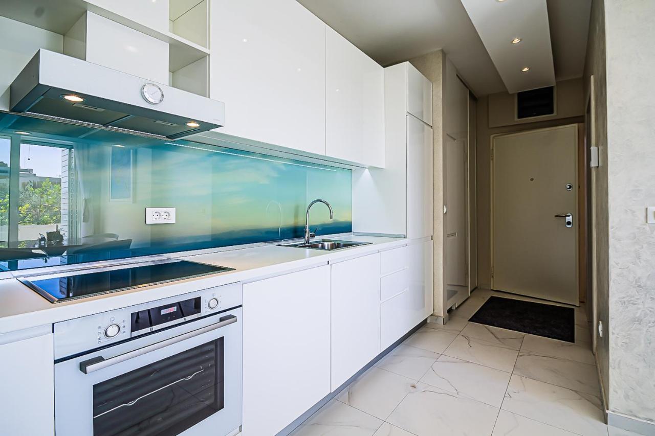 Miramare Apartments Przno Екстериор снимка