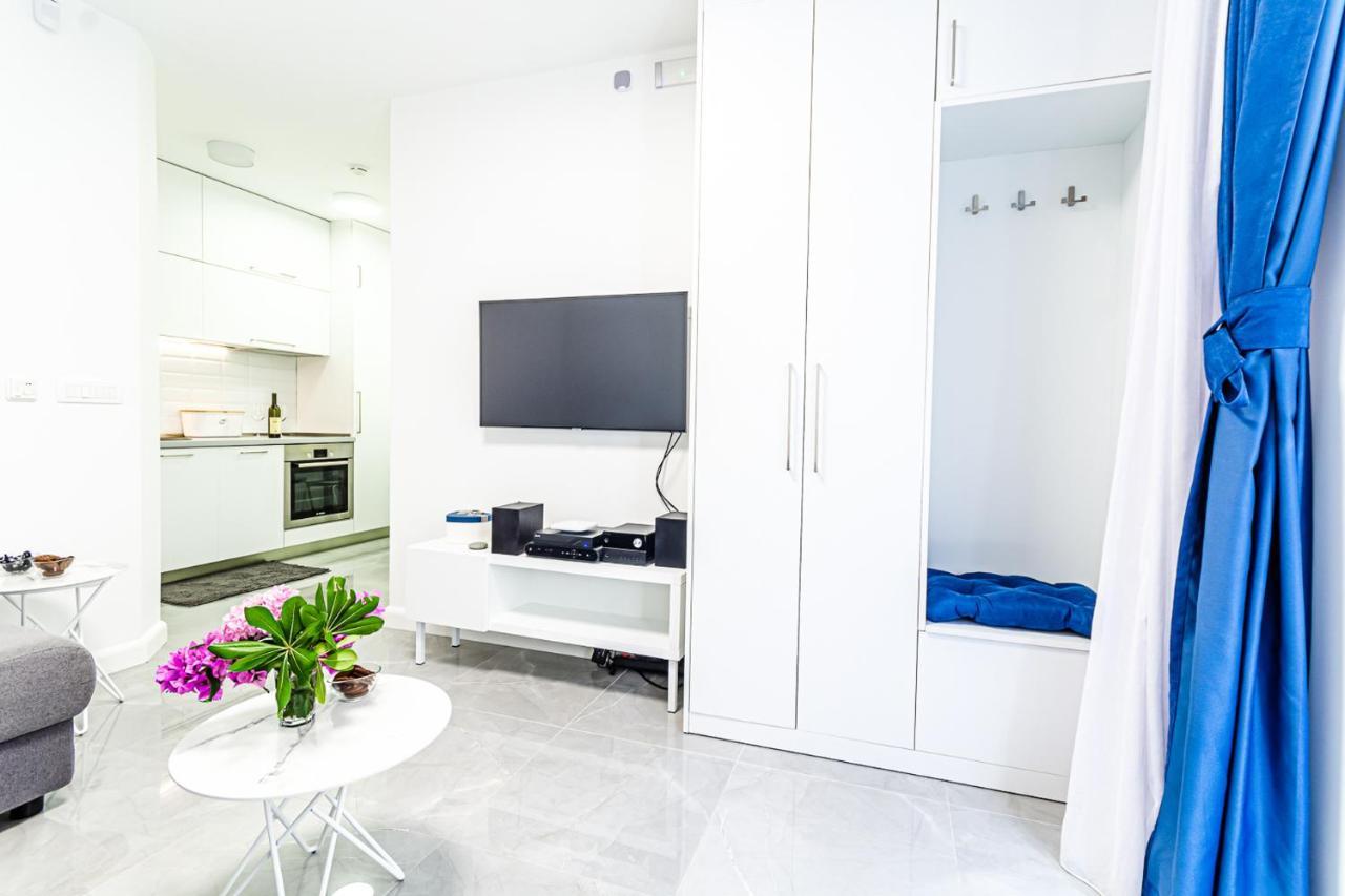 Miramare Apartments Przno Екстериор снимка